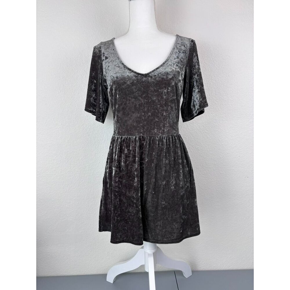 American Eagle women's medium grey crushed velvet v-neck romper soft and sexy
